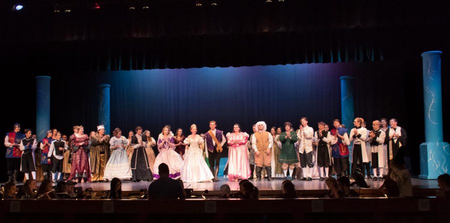 The Lincoln East Play put on a amazing performance of cinderella Last week Thursday through Saturday.
Photo By Luke Borgmann 