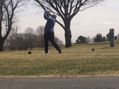 Lincoln East Boys Golf looks to set the tone